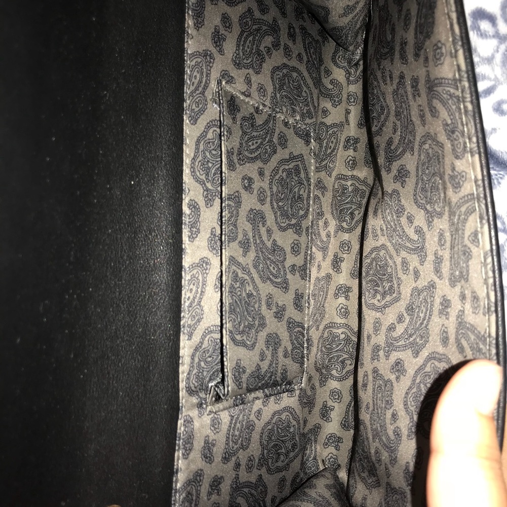 Purse - Picture 4 of 4
